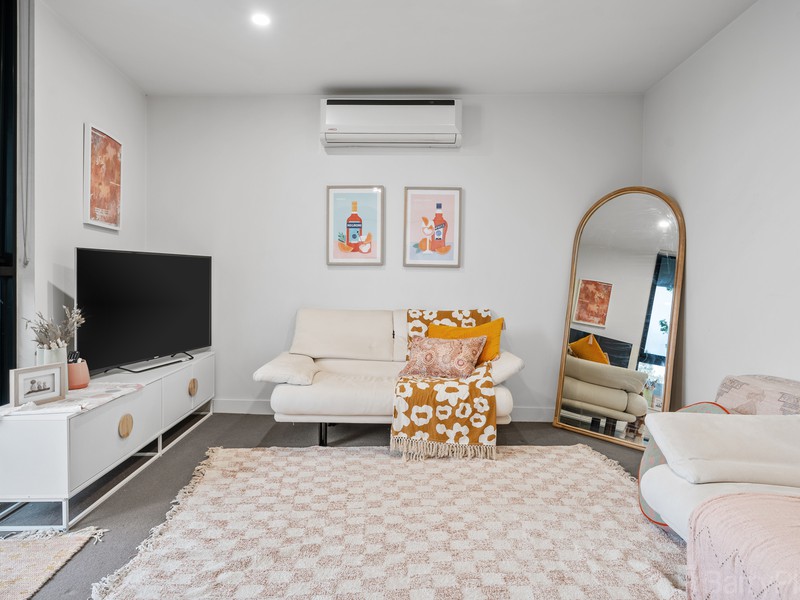 208A/119 Colombo Street Mitcham , 3132